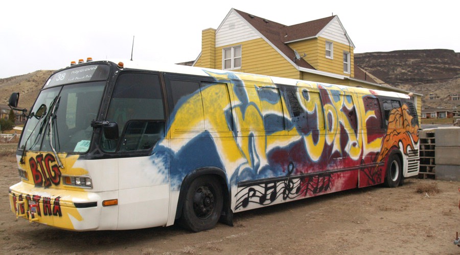 bus-side